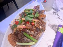 -徐记小怪兽肉蟹煲店(哈西万达金街店)