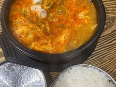 -吴草鸡爪오초닭발韩食堂(融恒盈嘉中心店)