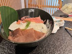 -三出山火锅(南京万象天地店)