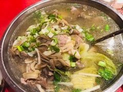 -谢老五跷脚牛肉·非遗传承店