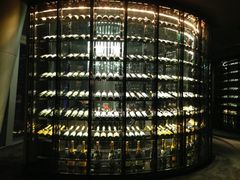 酒架-广州四季酒店·佰鲜汇·现代法餐