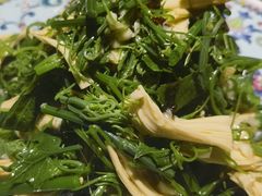 -蒙艾里民族传统菜蒙餐