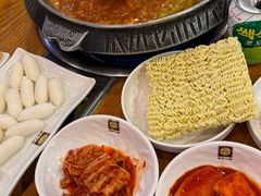 -喇喇排骨火锅·传统韩式脊骨汤(望京西园总店)