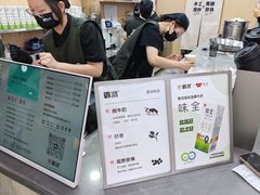 -官亭路小吃一条巷