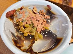 红糖冰粉-胡马八破·川菜小馆(高新万达店)