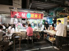 -六合夜市