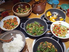 -吃饭皇帝大土家民族菜(正大广场店)