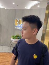 点击看大图 -八佰伴8008星级形象店