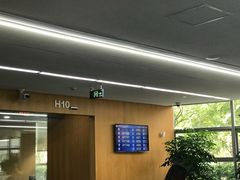 -上海市徐汇区行政服务中心-停车场