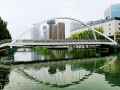 -亮马河大厦停车场