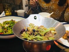 干锅花菜-臻吃客主题餐厅(人民路店)