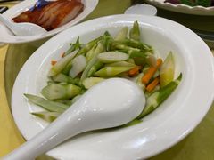 -山明水秀大饭店