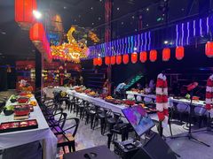 -VIVA·百人年会团建篮球场轰趴馆
