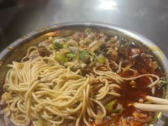 -薛记襄阳香辣牛肉面(平安路店)