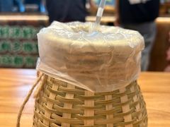 -云阿蛮云南生烫牛肉米线(奉贤路店)