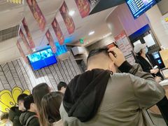 等位区-麦当劳(世纪汇广场店)