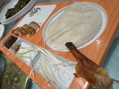 -艳阳天酒店(五里新村店)