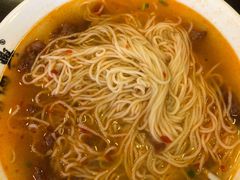 -鸿瑞興面馆(梅岭店)