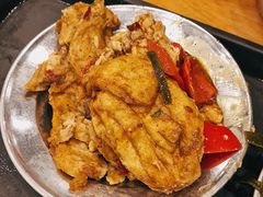 -华中科技大学东三学生食堂