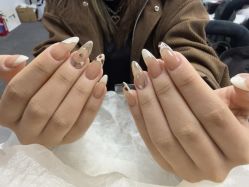 -芊屿芊浔美甲