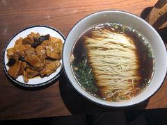 素三鲜面筋-十面春风·江南面馆(崇宁路店)