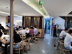 大堂-守柴炉烤鸭(科华中路王府井店)