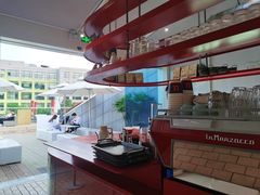 -UNI UNI(环亚凯瑟琳店)