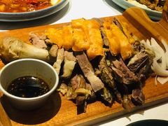 烤羊腿-丝路金桃·新疆菜(徐汇店)