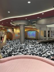 -奈尔宝·国风主题儿童乐园·亲子餐厅(豫园商城店)