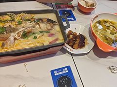 -小六鱼你.下饭酸菜鱼(益田假日广场店)