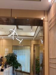 -香港倾城国际·美容美体中心