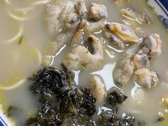 黄鱼蛤蜊面-明呈黄鱼面馆(斜土路店)