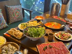 -贵厨酸汤牛肉(花果园国际中心店)