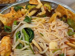 -柳州肥姨妈大骨螺蛳粉(沙河店)