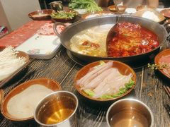-冯校长老火锅(中联广场店)
