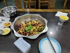 -龙顺园麻辣香锅(机场店)