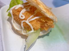 鸡腿排肉夹馍-阿香米线(中原万达店)