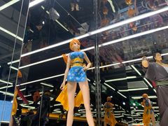 -泡泡玛特POPMART(侨福芳草地店)