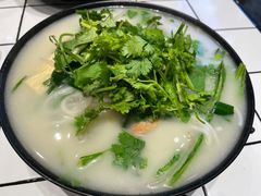 -肥汁米蘭香港米线(长宁来福士店)