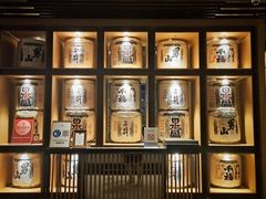 等位区-丽思卡尔顿·炙焰·铁板烧餐厅