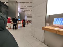 -Apple零售店(华贸购物中心店)