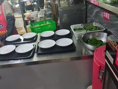-铁锅哥米线