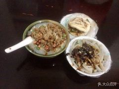 -曹凉粉(西正街店)