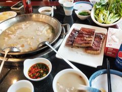 -老来福·非遗酸汤兔(凯旋路店)