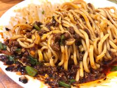 素椒杂酱面-明红蹄花(糍粑店街店)