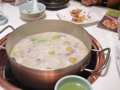 -洪氏嗨捞·猪肚鸡火锅(阳光天地店)