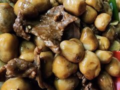 草菇炒牛肉-紫金食坊(江南西路店)