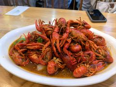 -百味手拨龙虾馆(愚园路店)