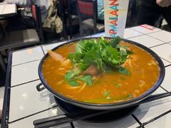 -肥汁米蘭香港米线(长宁来福士店)