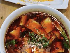 -花儿穆萨·烤肉餐厅(石马坪店)